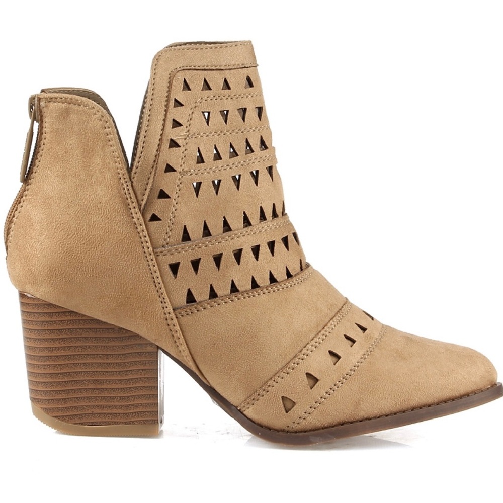 Western Heeled Booties - Picture 4 of 4